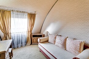 Liner Platov