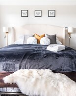 Luxury house with 3 bedrooms and 1 office