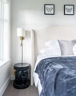 Luxury house with 3 bedrooms and 1 office