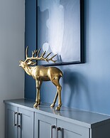 Luxury house with 3 bedrooms and 1 office