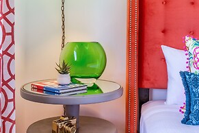 The Exclusive Presidential House