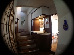 Guesthouse Base Okinawa - Hostel