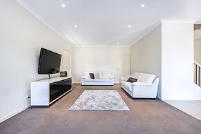 Large House with Pool