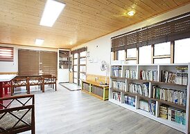 Saryangdo Island Dandihae Pension