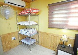 Saryangdo Island Dandihae Pension