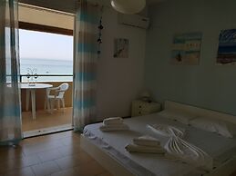 Menigos AA2 n o62 SeaView 2Bedroom
