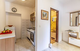 Apartments Lorencin Milka