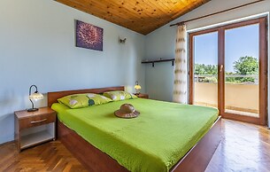 Apartments Lorencin Milka