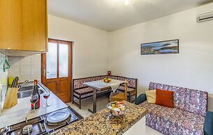 Apartments Lorencin Milka