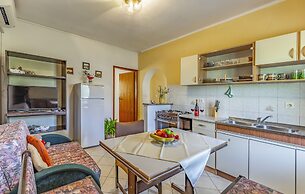 Apartments Lorencin Milka