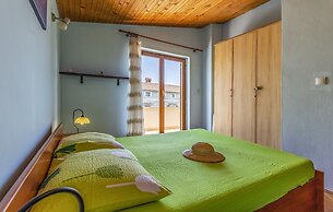 Apartments Lorencin Milka