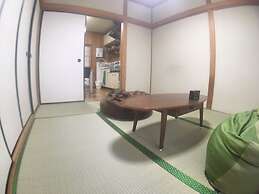 Hanazono Kita Terrace House