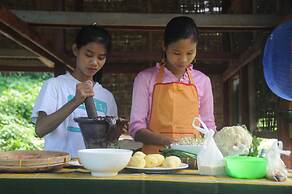 Ngwe Saung Garden Guest House