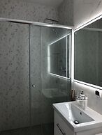 Central Bay Studios. 7min Station, Arbat Street