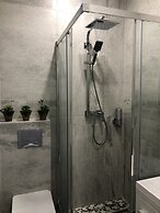 Central Bay Studios. 7min Station, Arbat Street