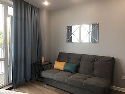 Central Bay Studios. 7min Station, Arbat Street