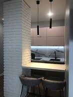 Central Bay Studios. 7min Station, Arbat Street