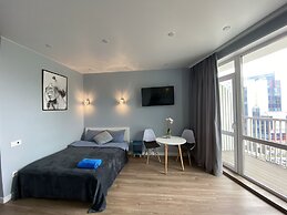 Central Bay Studios. 7min Station, Arbat Street