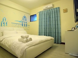 Love Fenjia Colorful Hotel