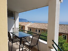 Menigos Type A2R no90 Seaview 2 Bedroom