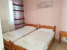 Menigos Type A2R no90 Seaview 2 Bedroom