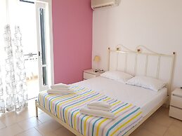 Menigos A2no.87 Seaview 2 Bedroom