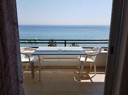 Menigos A2no.87 Seaview 2 Bedroom