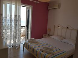 Menigos A2no.87 Seaview 2 Bedroom