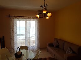 Menigos A2no.87 Seaview 2 Bedroom