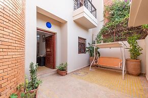 Private Villa In Center