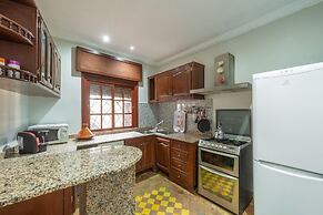 Private Villa In Center