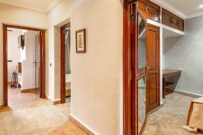 Private Villa In Center