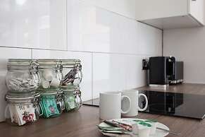 Modern & Clean Apartment Soho & Carnaby