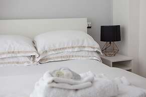 Modern & Clean Apartment Soho & Carnaby