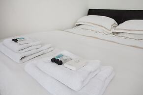 Basic Apartment for Two Amazing Location