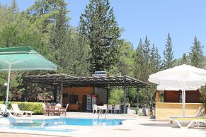 Heaven Garden Boutique Bungalow