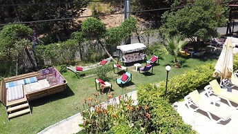 Heaven Garden Boutique Bungalow