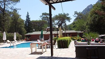 Heaven Garden Boutique Bungalow