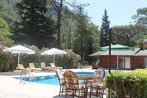 Heaven Garden Boutique Bungalow