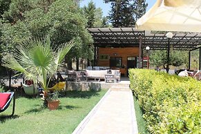 Heaven Garden Boutique Bungalow