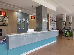 Hotel Maestro Express