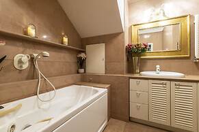 Marco Polo Superior R&R