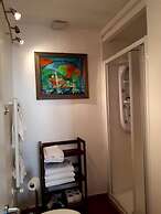 Lucretia House Affittacamere