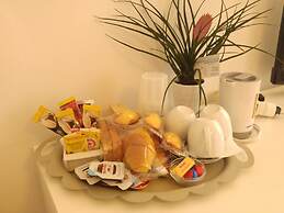 Lucretia House Affittacamere