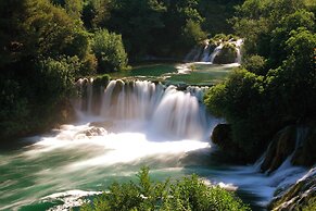 Heritage Hotel Raznjevica Dvori