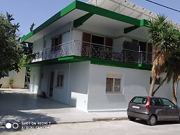 Carpe Diem Apartments By Athens Airport