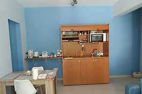 Carpe Diem Apartments By Athens Airport