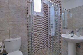Carpe Diem Apartments By Athens Airport