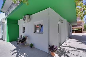 Carpe Diem Apartments By Athens Airport