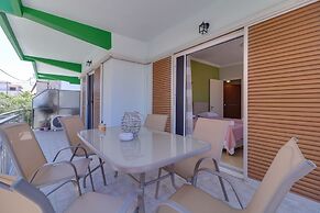 Carpe Diem Apartments By Athens Airport